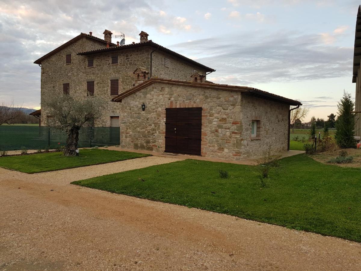 Agriturismo Villa Al Piano Todi Exterior photo